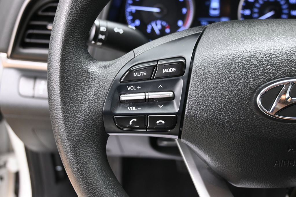 Used 2020 Hyundai Elantra SE w/ Cargo Package (C1) FWD image 24