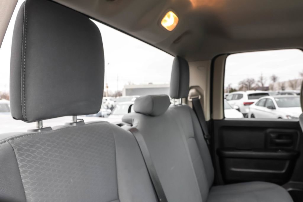 Used 2017 RAM 1500 Express w/ Black Ram 1500 Express Group AWD/4WD image 35