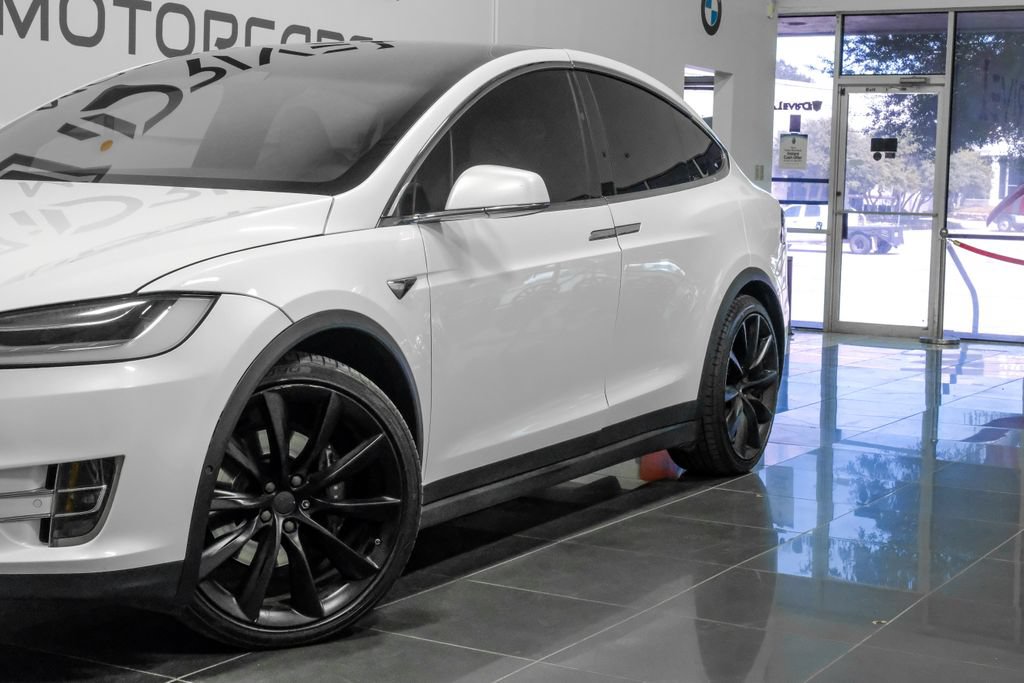 Used 2021 Tesla Model X Long Range AWD/4WD image 11