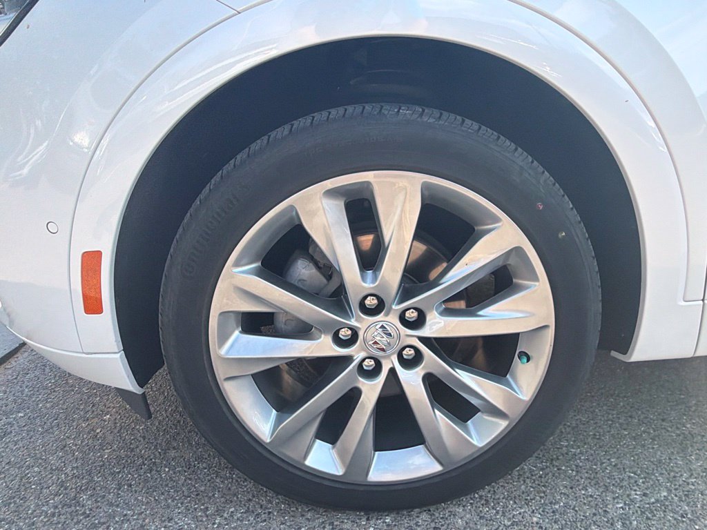 Used 2023 Buick Envision Avenir FWD image 12