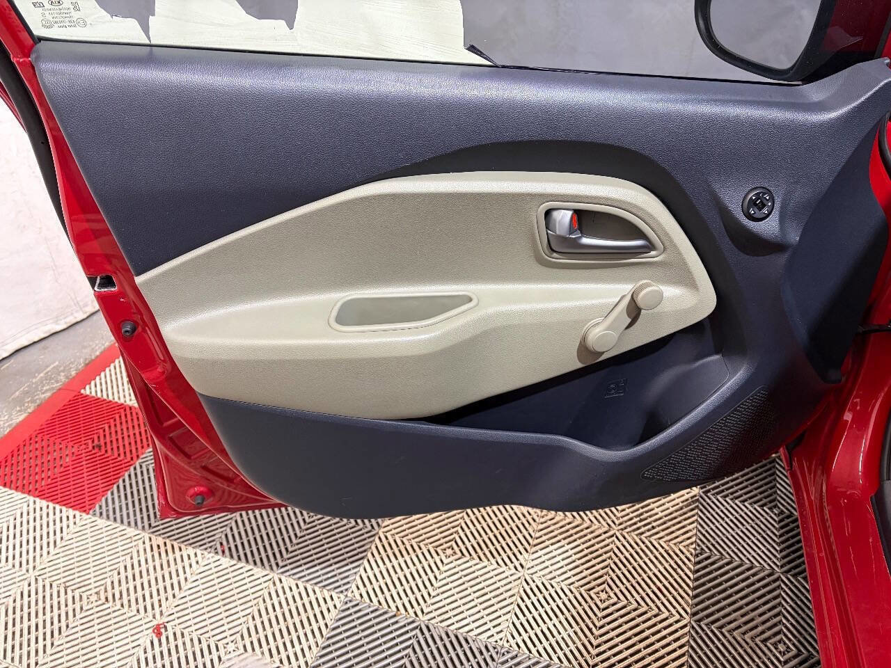 Used 2015 Kia Rio LX image 8