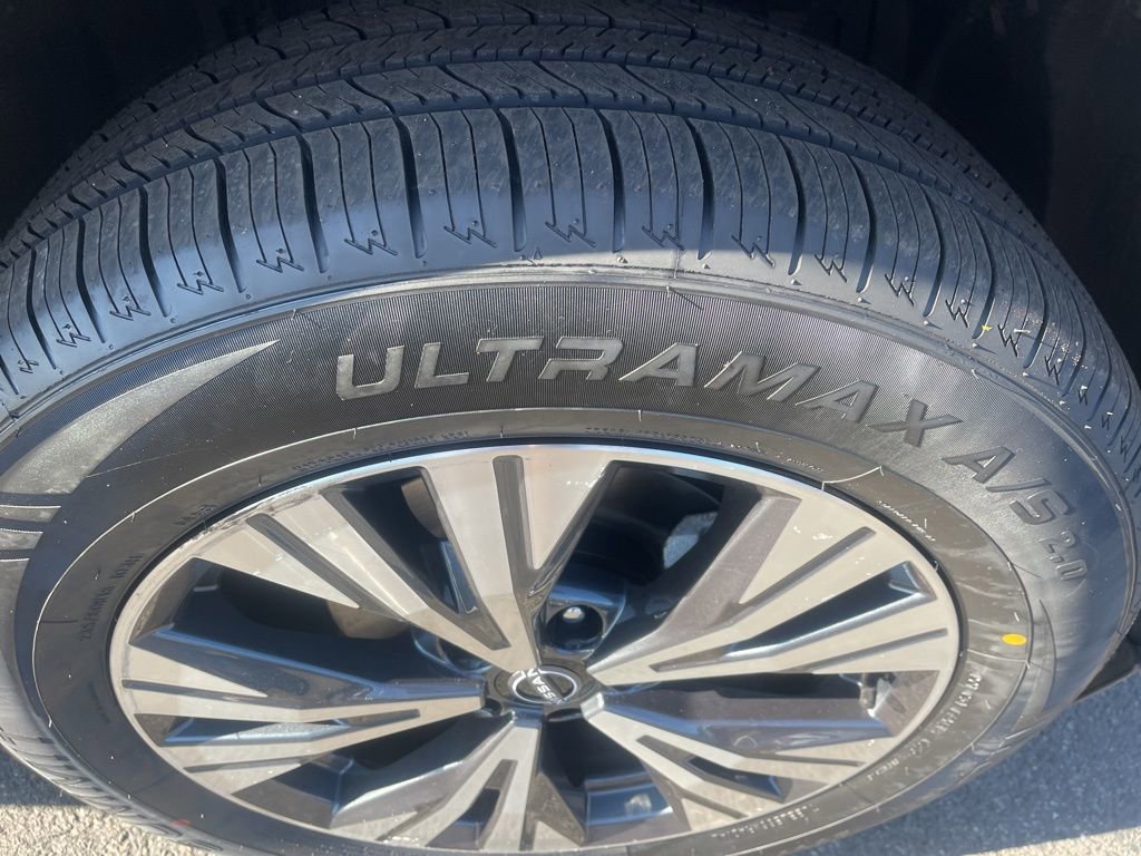 Certified 2023 Nissan Rogue SV w/ SV Premium B Package AWD/4WD image 10