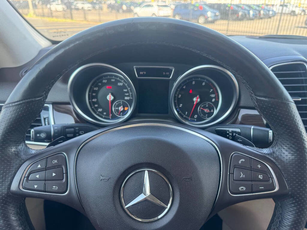 Used 2017 Mercedes-Benz GLE 350 4MATIC image 17