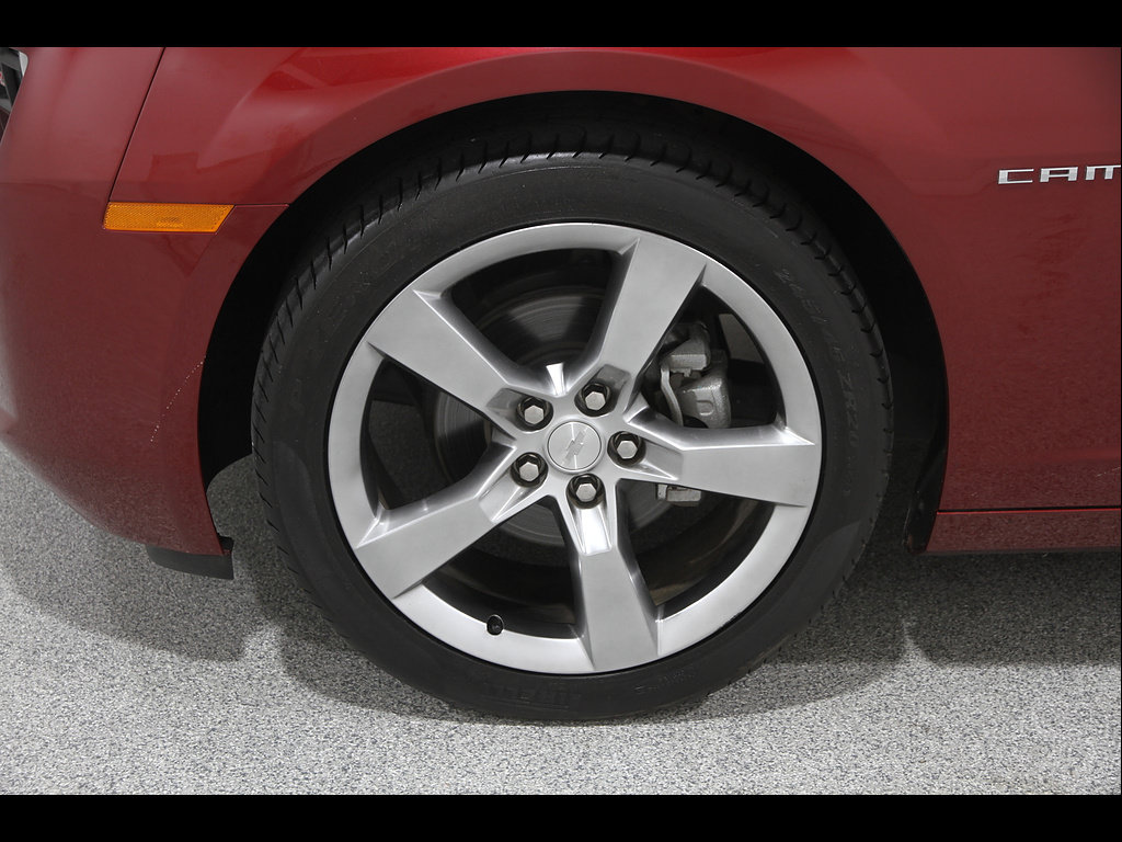 Used 2010 Chevrolet Camaro LT w/ RS Package RWD image 18