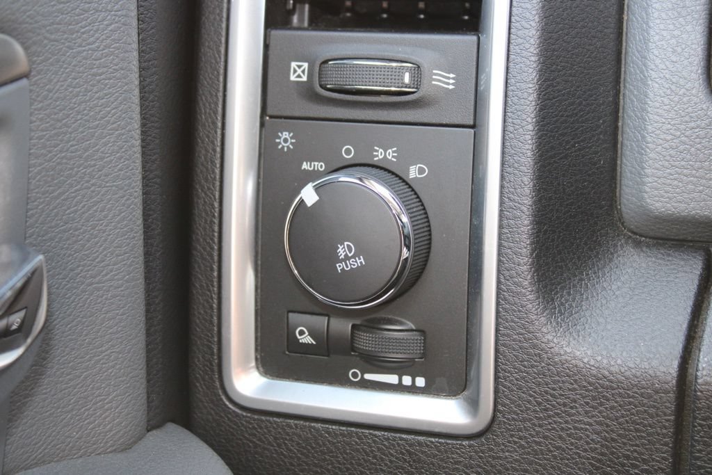 Used 2016 RAM 1500 Lone Star RWD image 26