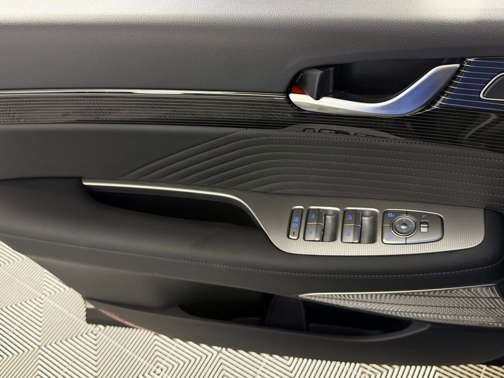 Used 2025 Hyundai Palisade Calligraphy image 24