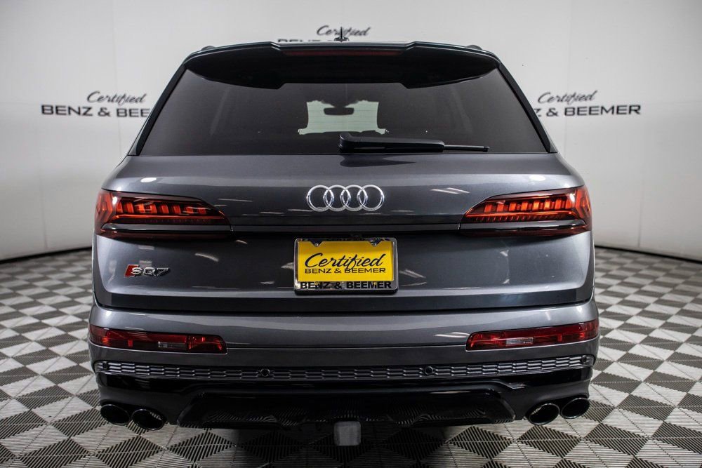 Used 2024 Audi SQ7 Prestige image 10