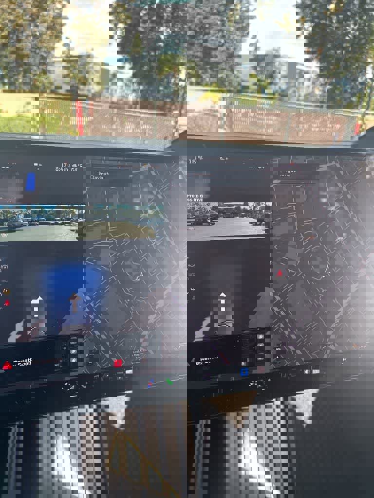 Used 2024 Tesla Cybertruck AWD Crew Cab image 12