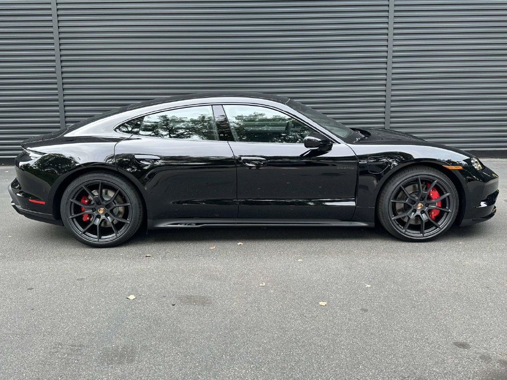 New 2026 Porsche Taycan GTS AWD/4WD image 6