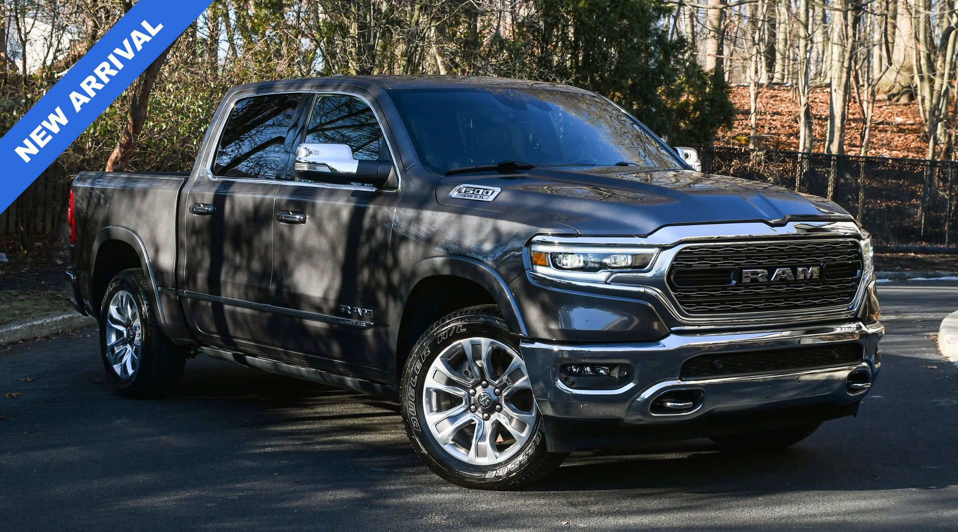 Used 2022 RAM 1500 Limited image 1