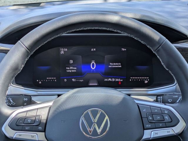 Used 2025 Volkswagen Taos SE image 29