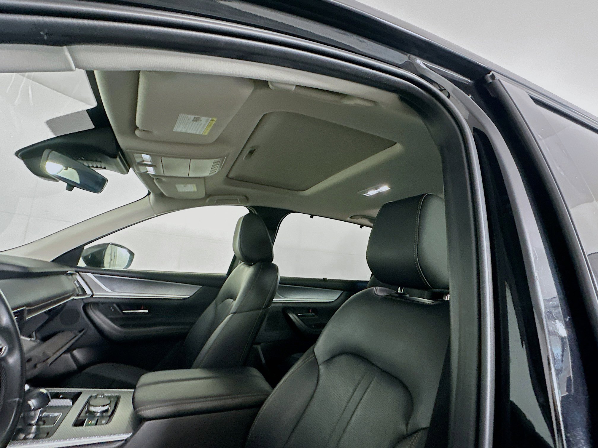 Used 2025 MAZDA CX-90 3.3 Turbo w/ Preferred Package image 26