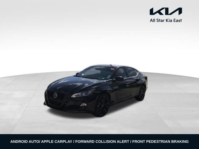 Used 2022 Nissan Altima 2.5 SR w/ Midnight Edition Package image 1