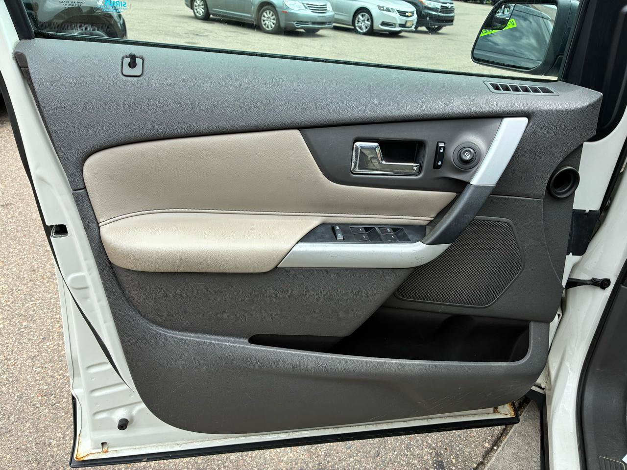 Used 2011 Ford Edge SE w/ 101A Rapid Spec Order Code FWD image 14
