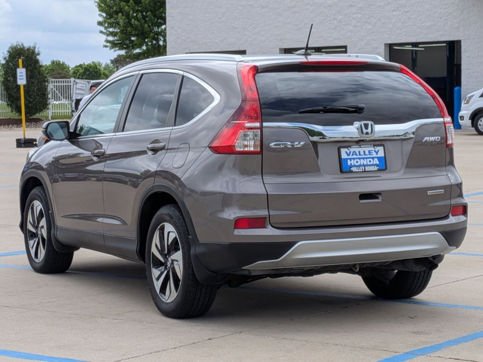 Used 2015 Honda CR-V Touring image 8
