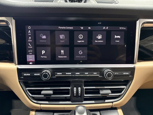 Used 2021 Porsche Macan w/ Premium Package image 84