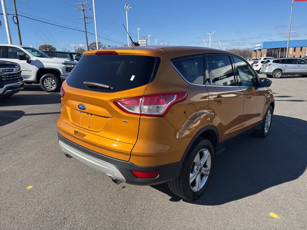 Used 2016 Ford Escape SE image 5
