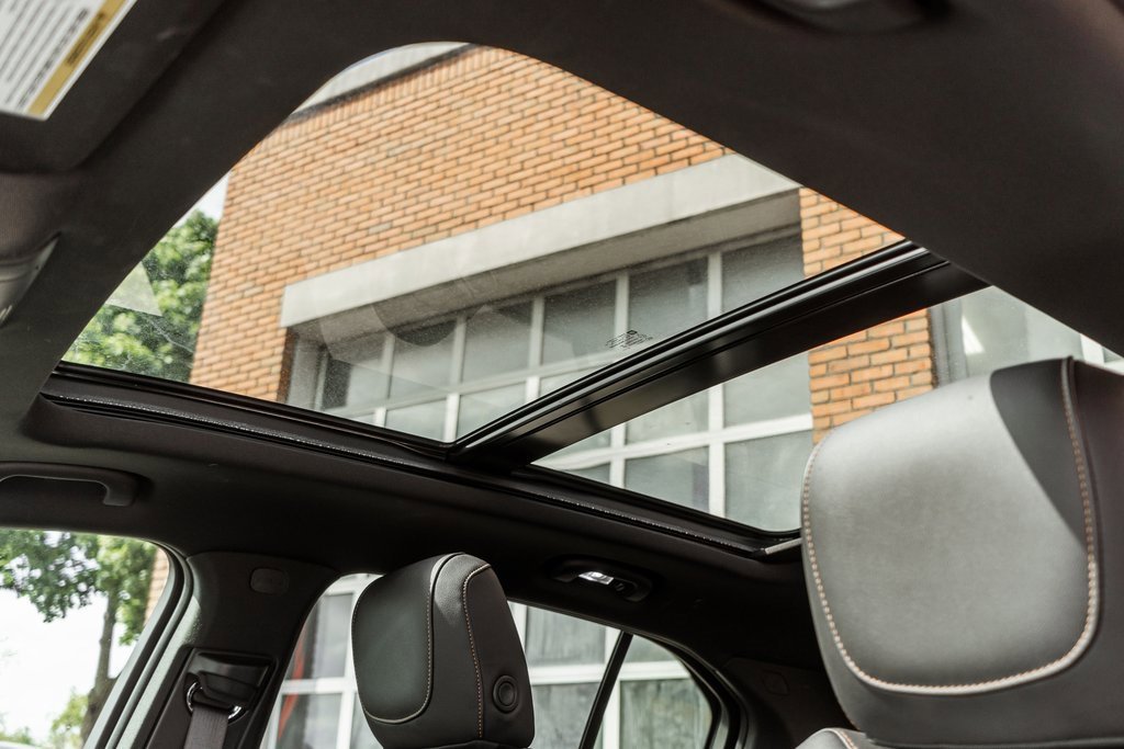 Used 2021 Cadillac XT4 Sport image 12