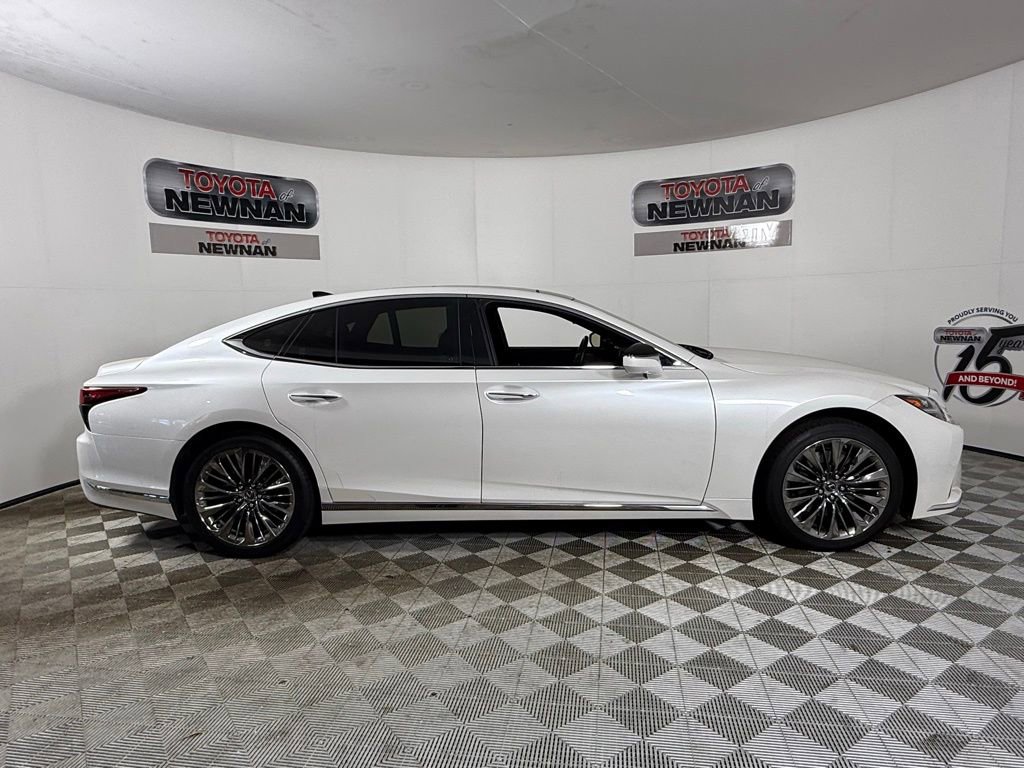 Used 2022 Lexus LS 500 w/ Interior Upgrade Package RWD image 16