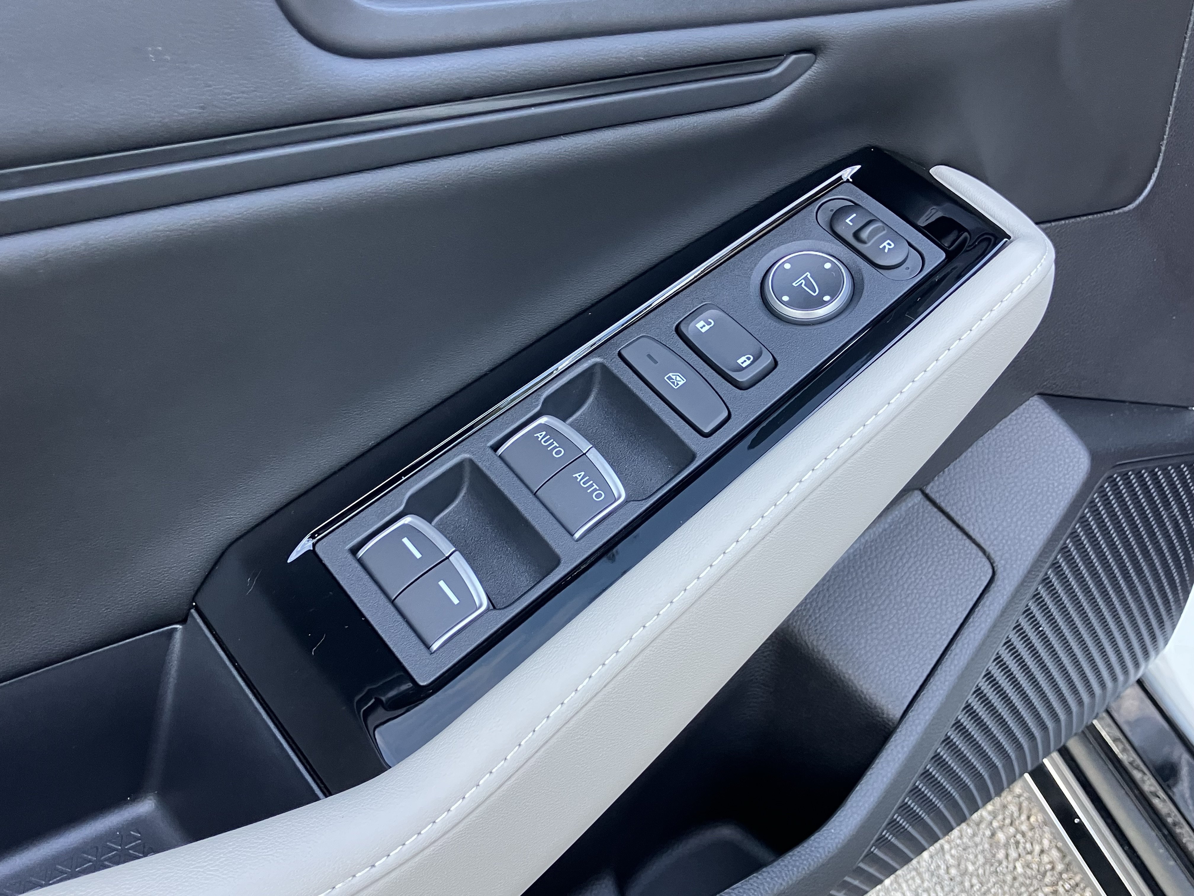Used 2025 Honda Accord Touring image 15