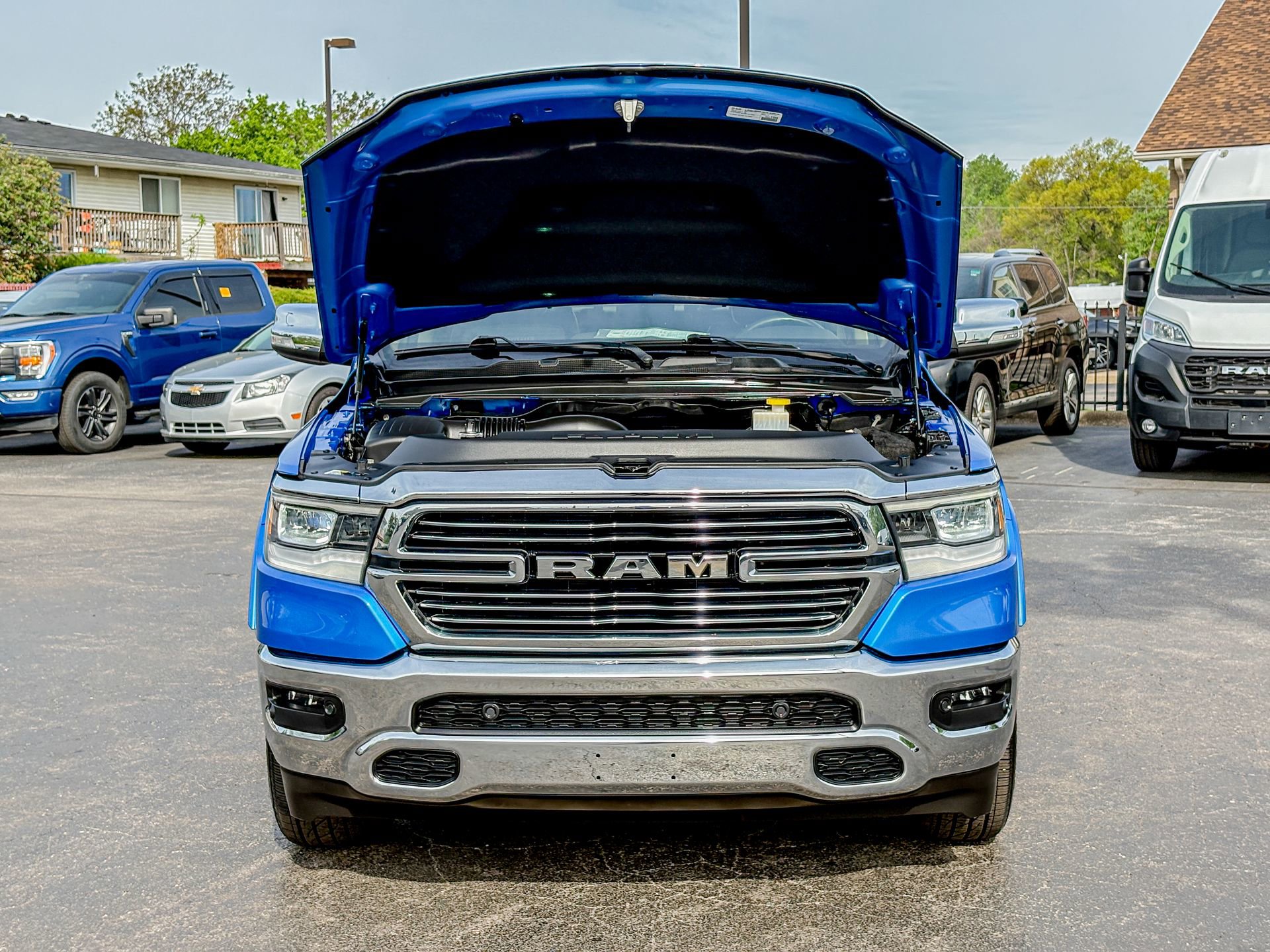 Used 2020 RAM 1500 Laramie AWD/4WD image 32