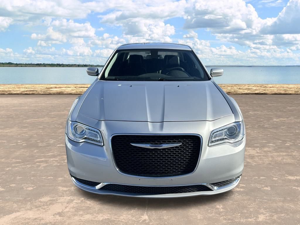 Used 2020 Chrysler 300 Touring L w/ Quick Order Package 2EF image 13
