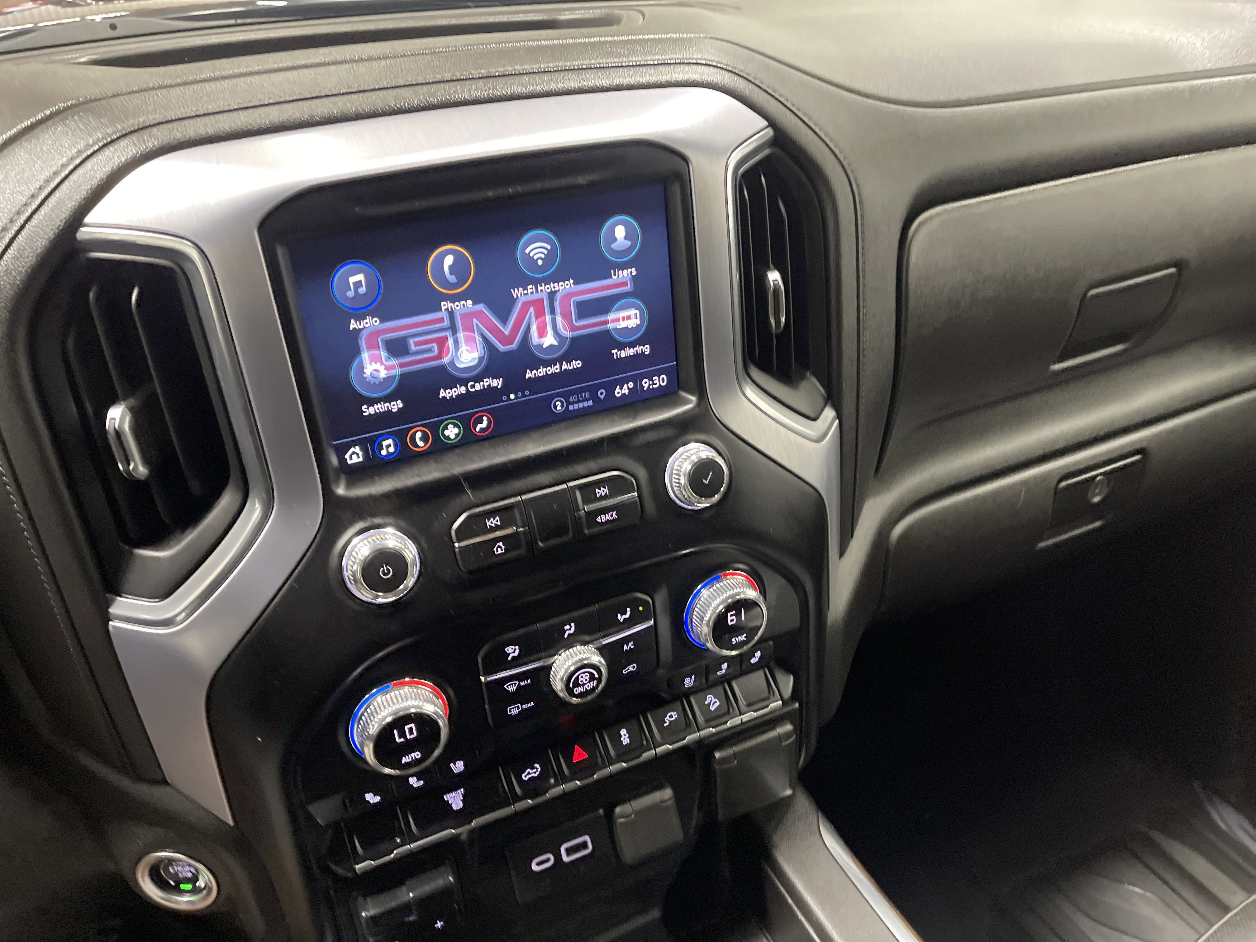 Used 2021 GMC Sierra 3500 SLT image 29