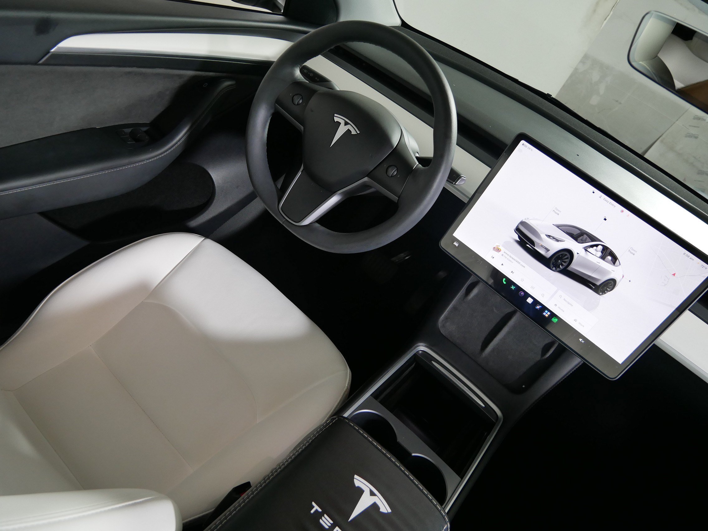 Used 2023 Tesla Model Y Long Range AWD/4WD image 9