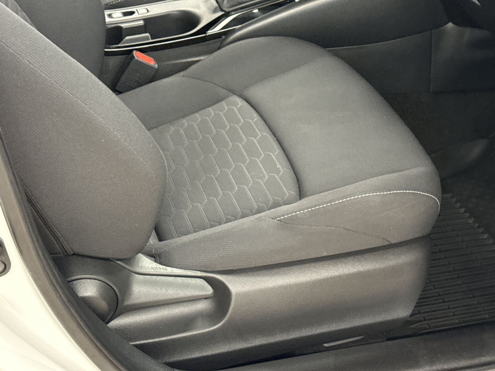 Used 2024 Toyota Corolla SE w/ SE Package FWD image 32