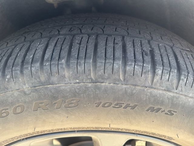 Used 2022 Chrysler Pacifica Touring-L FWD image 26