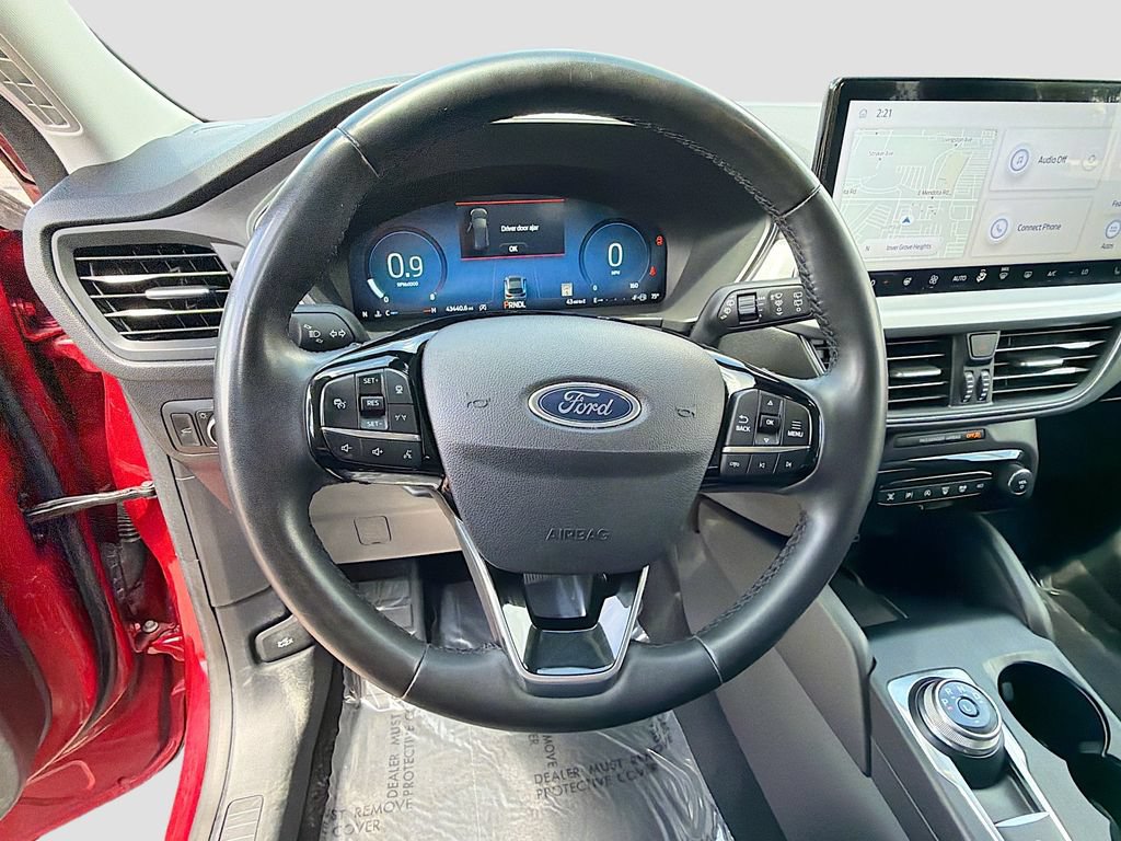 Used 2024 Ford Escape Platinum AWD/4WD image 11