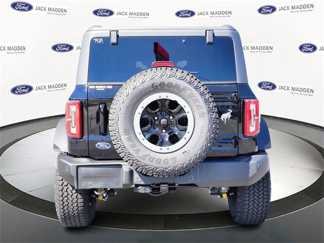 New 2025 Ford Bronco Outer Banks image 4