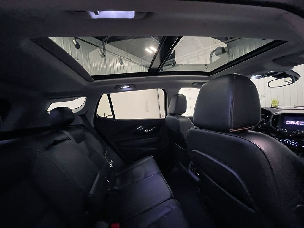 Used 2024 GMC Terrain AT4 AWD/4WD image 21