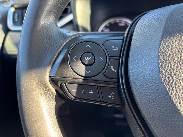 Used 2022 Toyota RAV4 LE image 19
