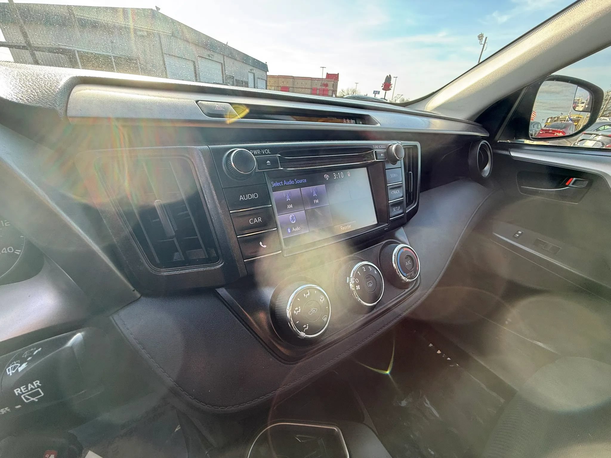 Used 2017 Toyota RAV4 LE FWD image 19