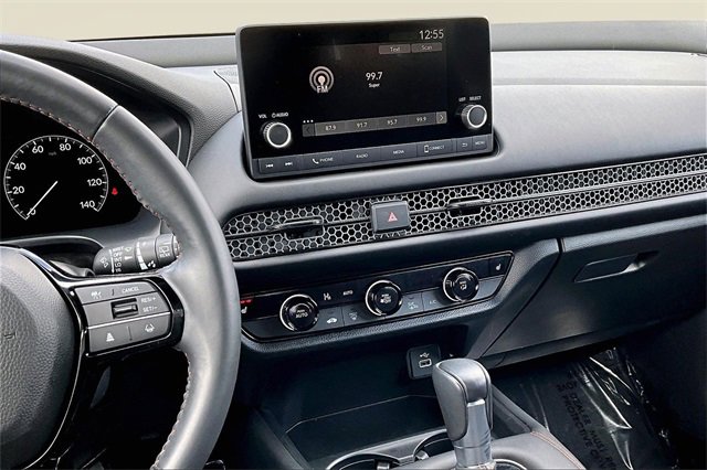 Used 2023 Honda HR-V Sport image 9