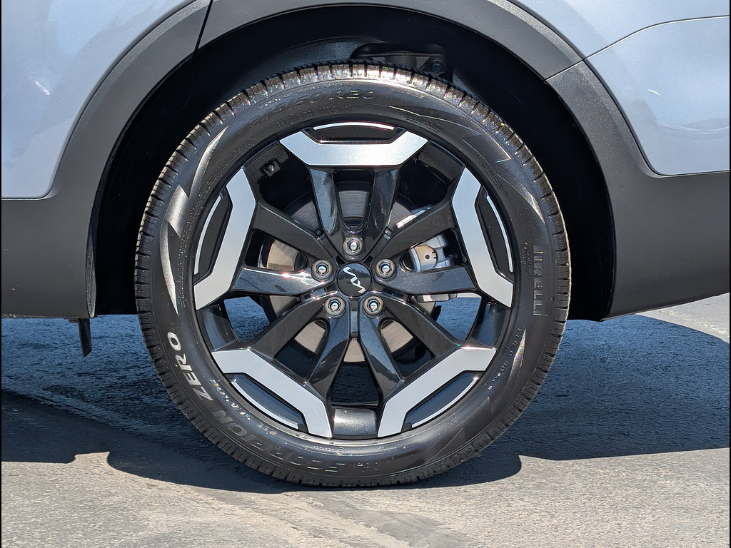 Used 2024 Kia Telluride EX AWD/4WD image 13