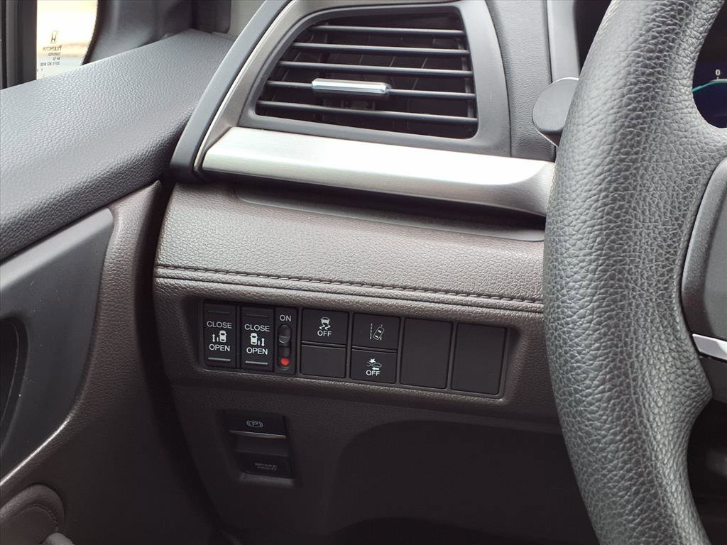 Used 2018 Honda Odyssey EX image 13