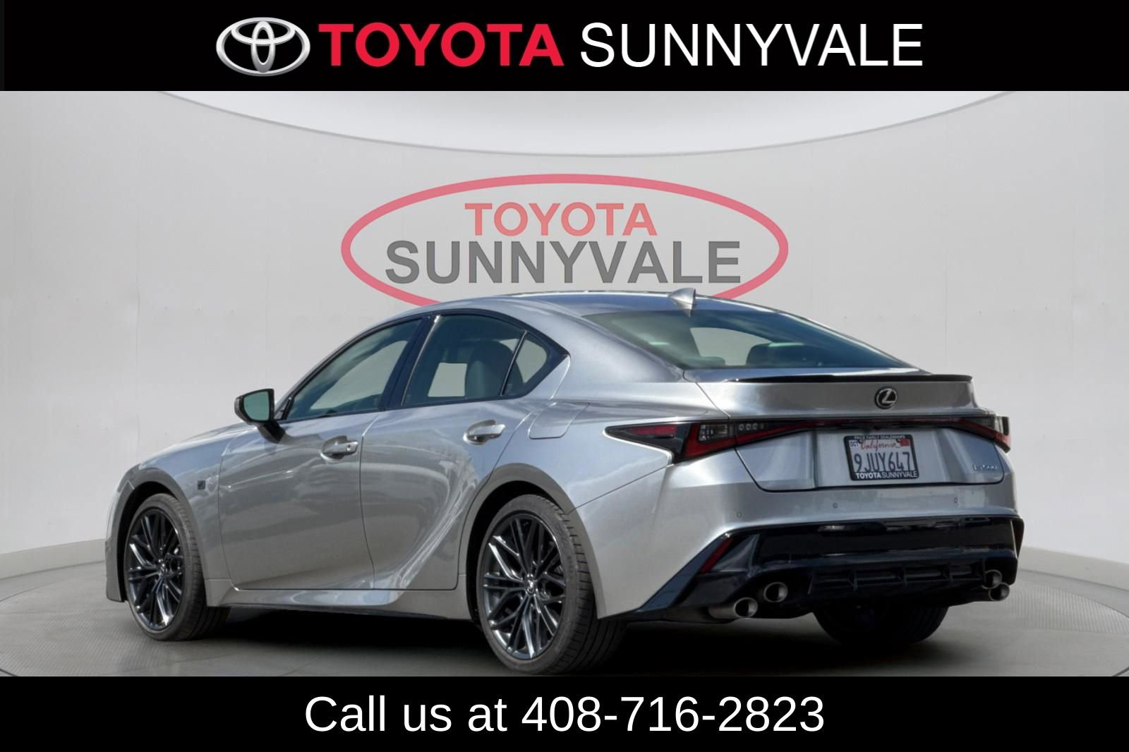 Used 2023 Lexus IS 500 RWD image 7