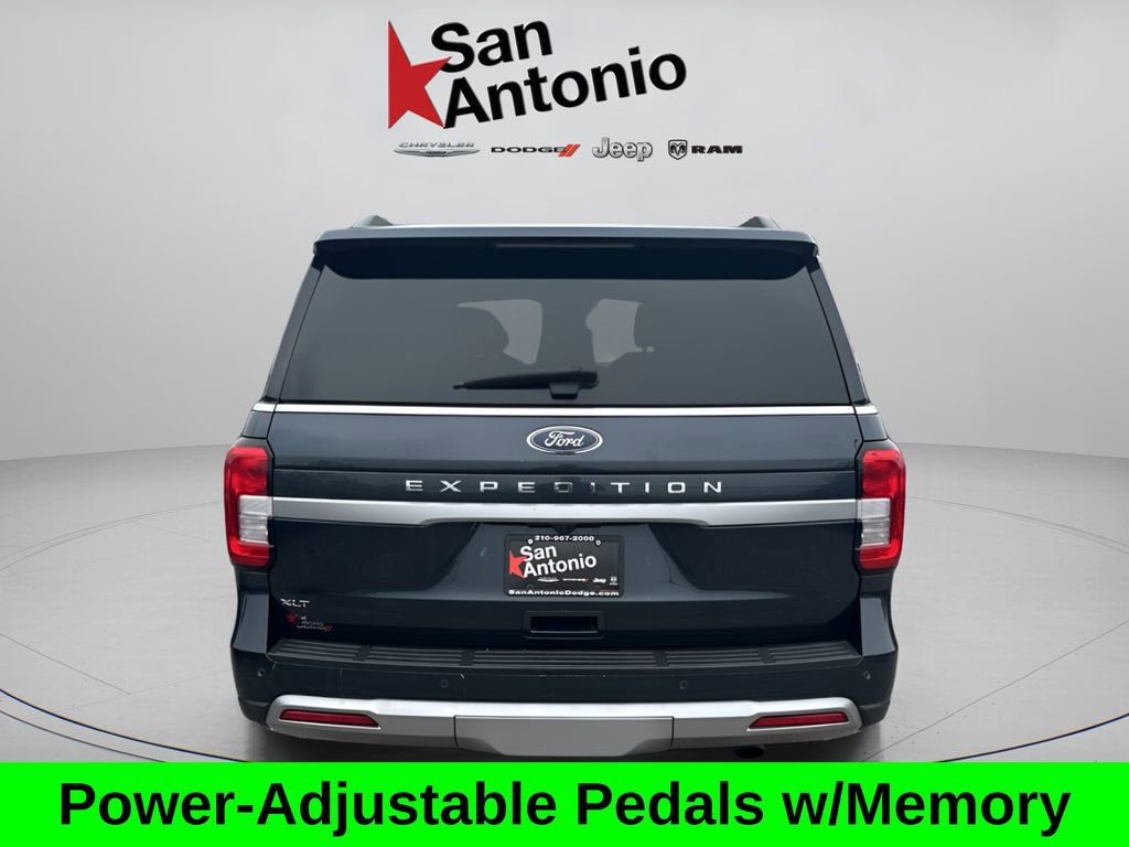Used 2023 Ford Expedition XLT RWD image 7