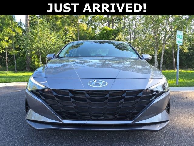 Certified 2023 Hyundai Elantra SEL FWD image 2