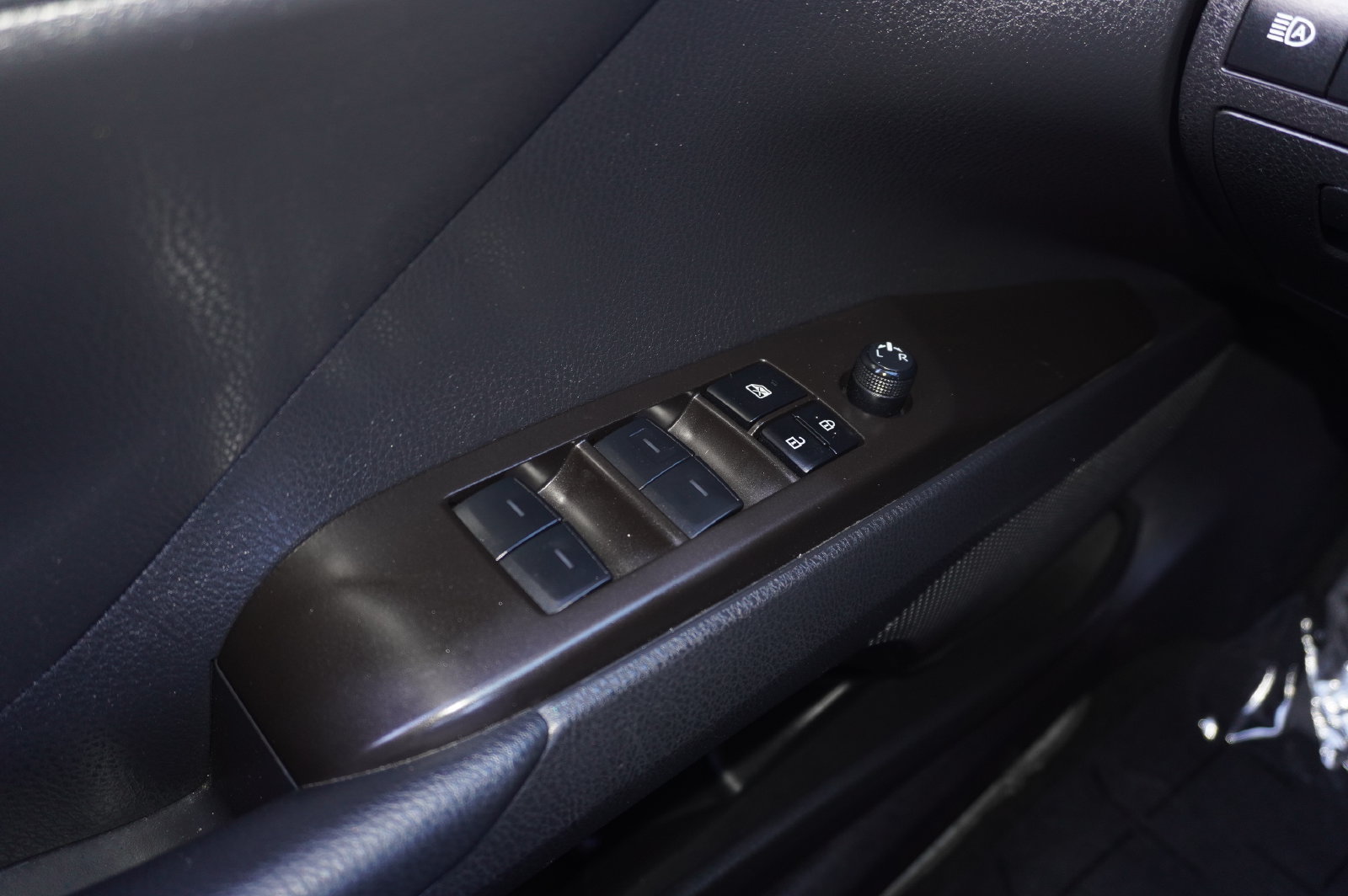 Certified 2024 Toyota Camry SE FWD image 14