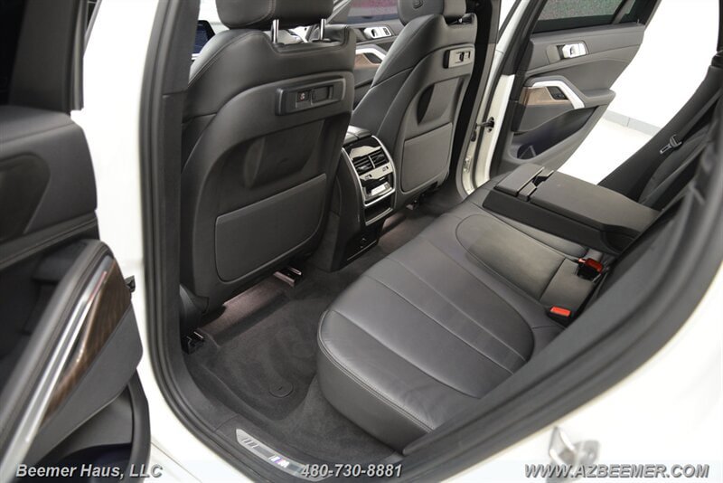 Used 2022 BMW X6 xDrive40i w/ M Sport Package AWD/4WD image 29