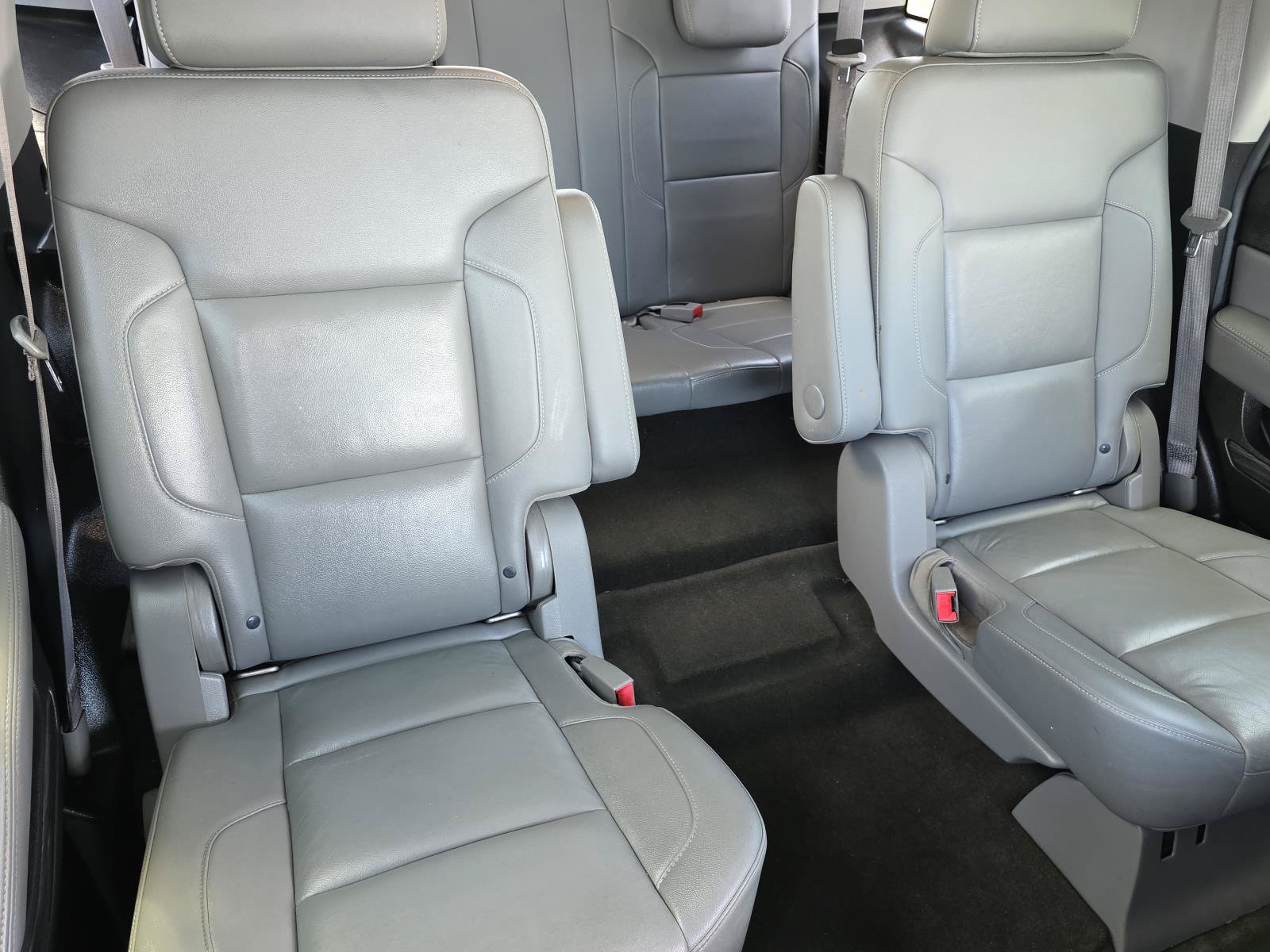 Used 2015 Chevrolet Tahoe LT RWD image 19