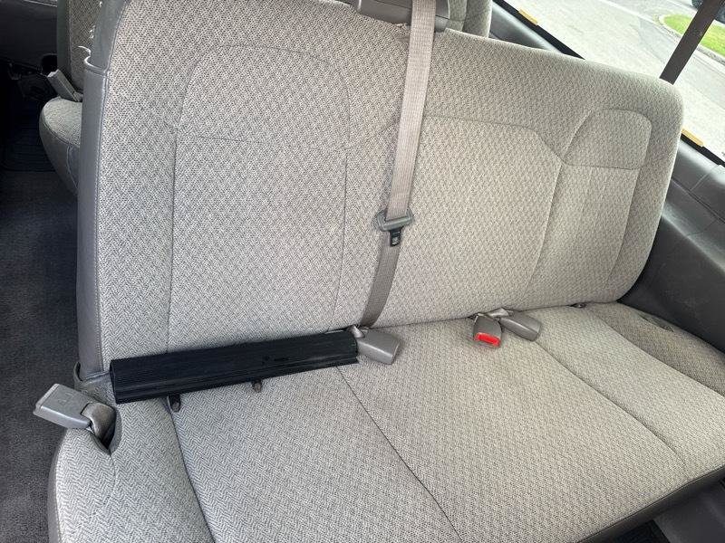 Used 2010 Chevrolet Express 3500 LT w/ LT Preferred Equipment Group RWD image 21