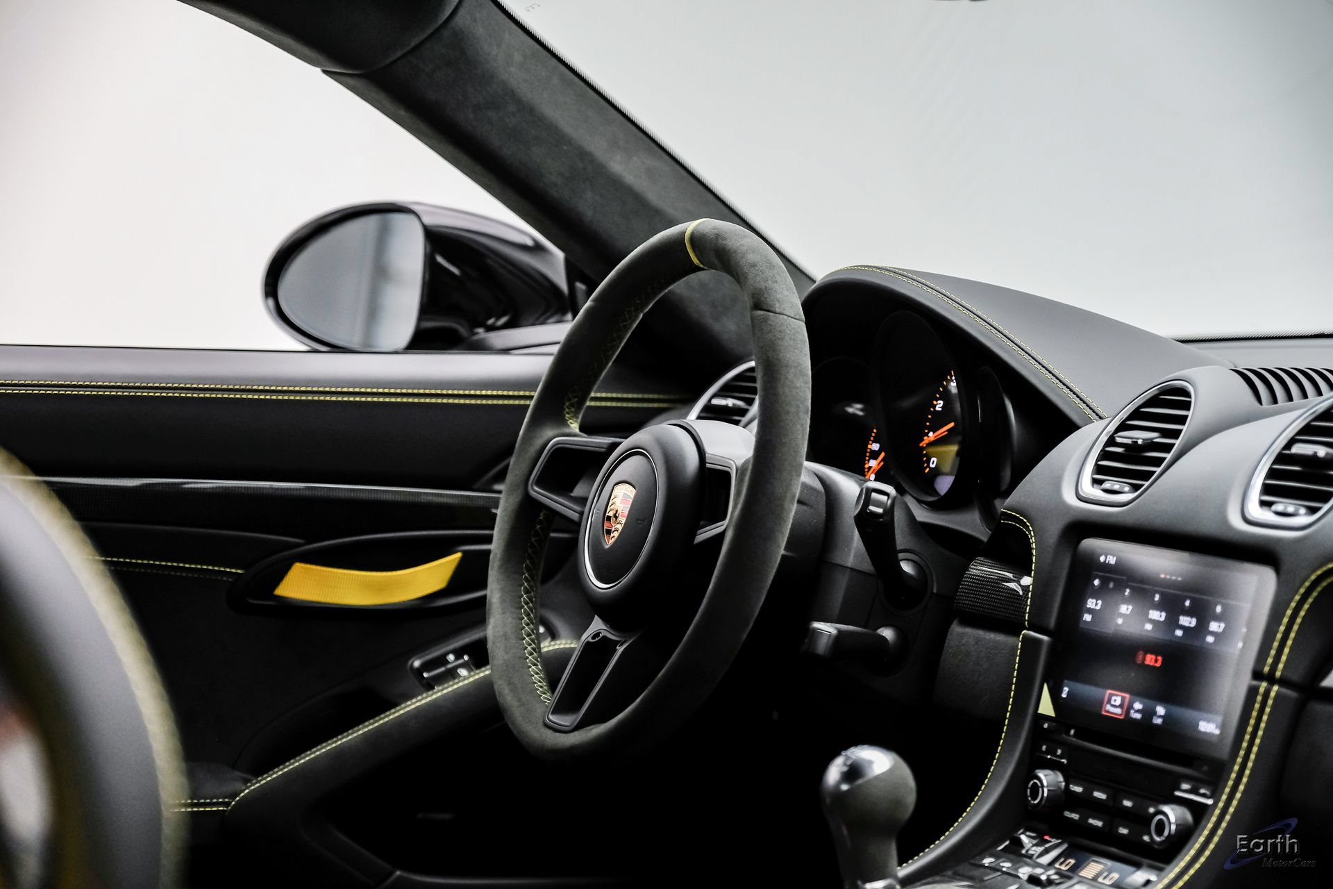 Used 2023 Porsche 718 Cayman GT4 RWD image 57