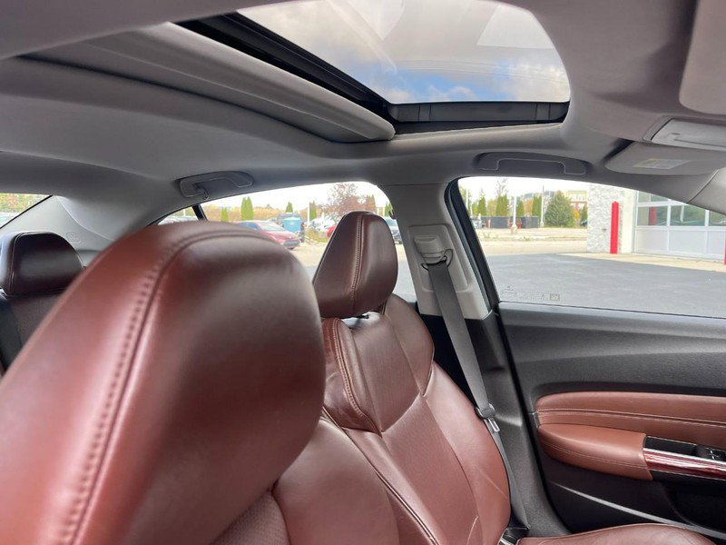 Used 2016 Acura TLX w/ Technology Package image 10