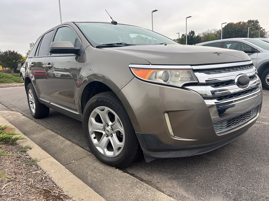 Used 2013 Ford Edge SEL FWD image 2