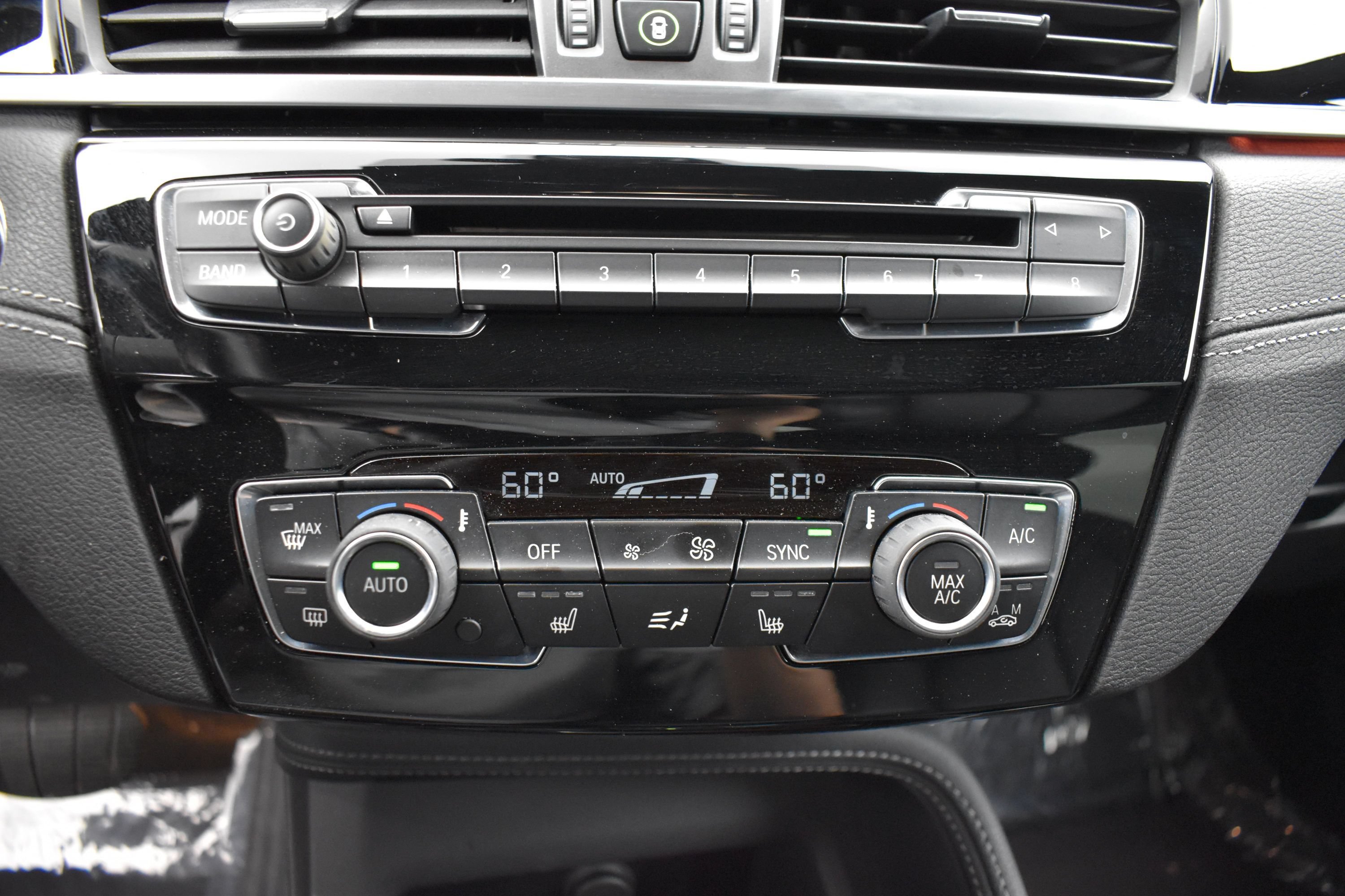 Used 2019 BMW X2 xDrive28i w/ Convenience Package AWD/4WD image 11