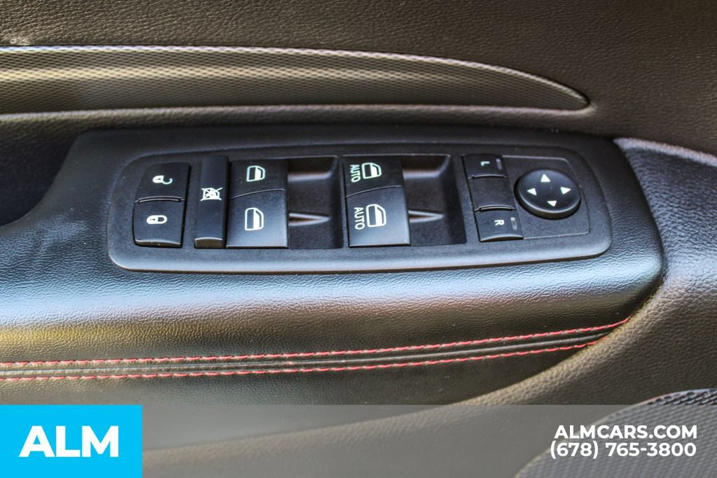 Used 2025 Dodge Durango GT RWD image 38